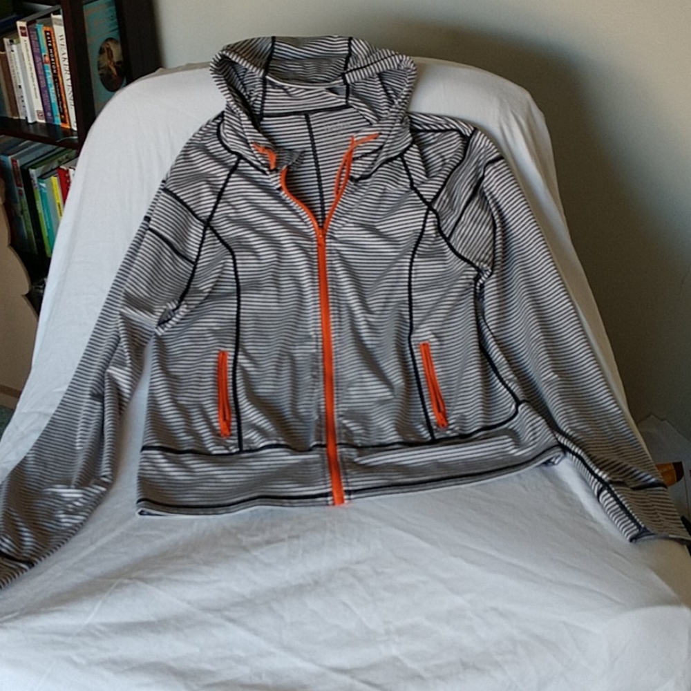 Super cute athletic hoodie M